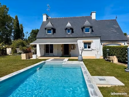 maison 8 pièces 117 m²