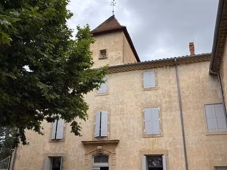 maison 8 pièces 352 m²
