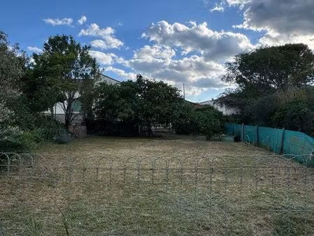 terrain constructible viabilisé 407m2