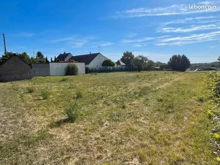 beau terrain divisible et constructible
