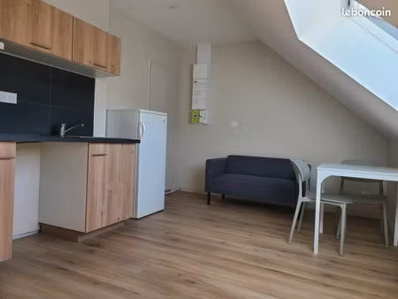 studio bis meublé rénové – centre-ville à pied - calme  lumineux et fonctionnel - ref e401