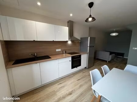 t2 meublé et équipé