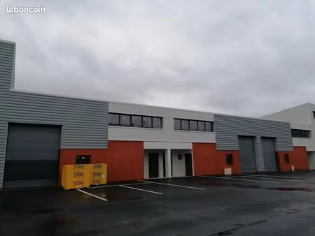 bureau  local d'activité ou stockage à louer