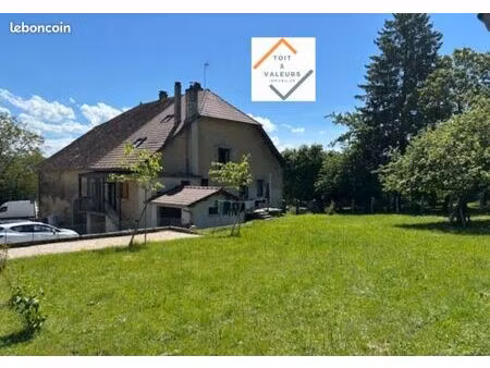 maison 7 pièces 141 m²