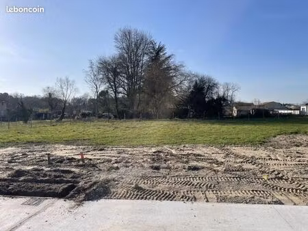 terrain 529 m² sainte helene