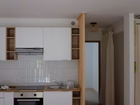 appartement secteur résidentiel - rdc - 40m² - parking privé - grande terrasse