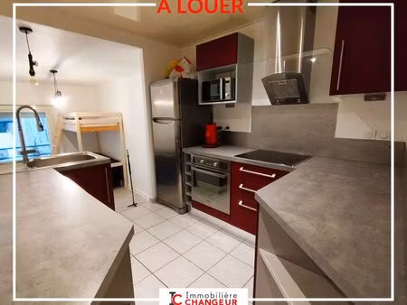 studio 1 pièce 27 m²