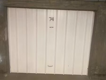 vend grand garage de 21 5 m2 en sous sol