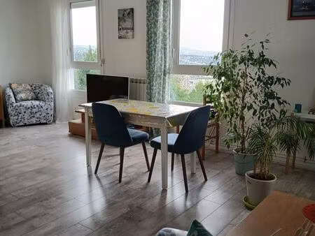 vue remarquable standing rénové sans travaux