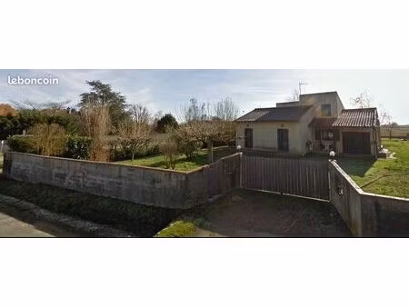 maison t5 traditionnelle avec grand terrain arboré — beau potentiel à daux