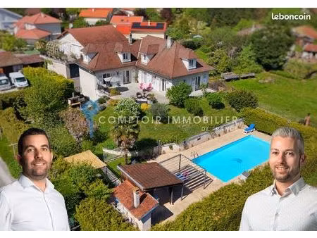 propriété 11 pièces 290 m²