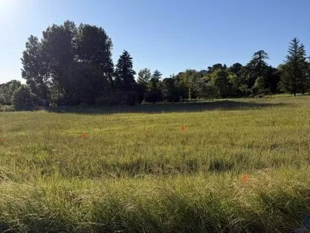 terrain 670 m² labege