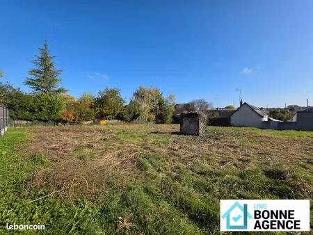 terrain constructible – 812 m² – chanceaux-sur-choisille