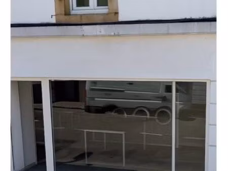 local commercial  50 m²