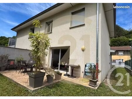 maison 4 pièces 95 m²