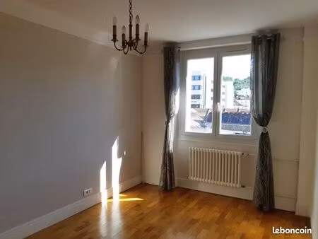 appartement 4 pièces 74 m²