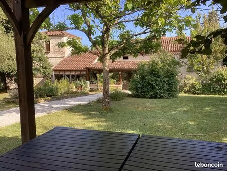 ensemble immobilier de près de 420 m² habitables