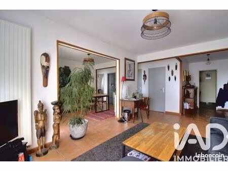 appartement 3 pièces 80 m²