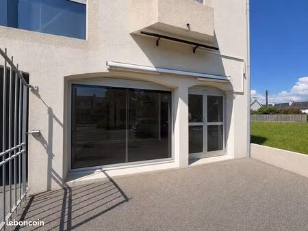 local commercial 35 m² quimper