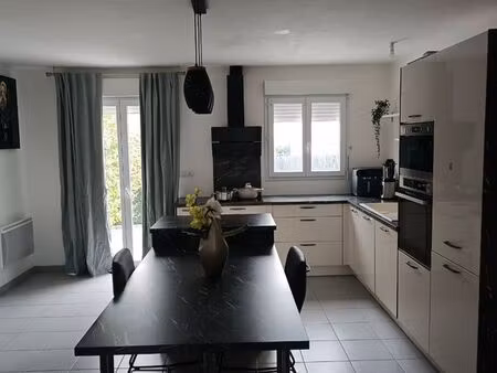 maison de plain pied 987 euros