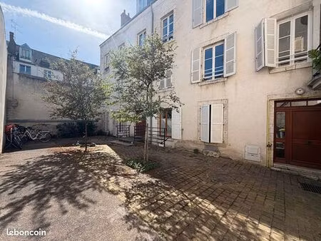 appartement 3 pièces 45 m²