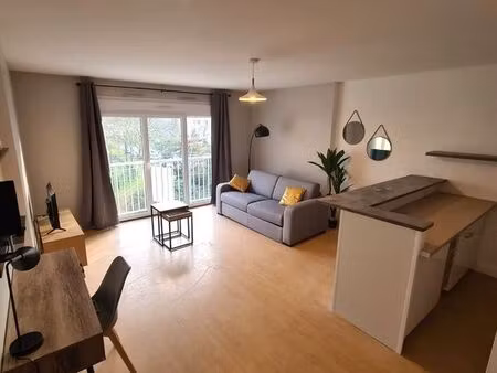 grand studio à louer