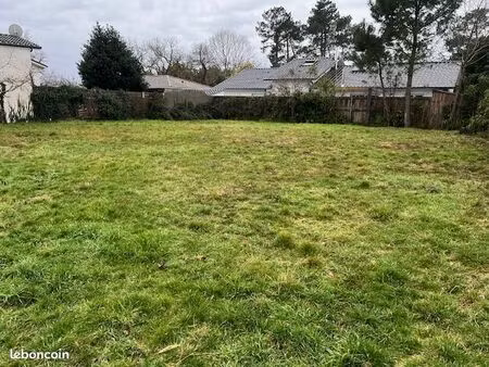 terrain 714 m² audenge
