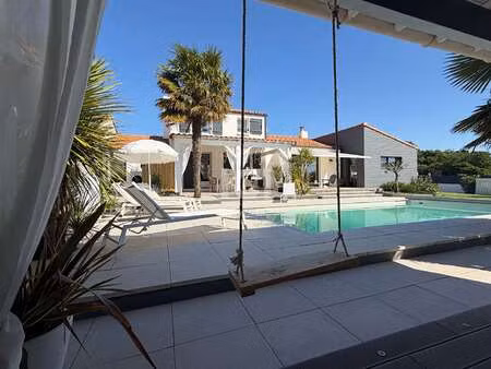 vente maison piscine à bouaye (44830) : à vendre piscine / 151m² bouaye