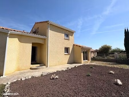 maison 5 pièces 112 m² à labastidette