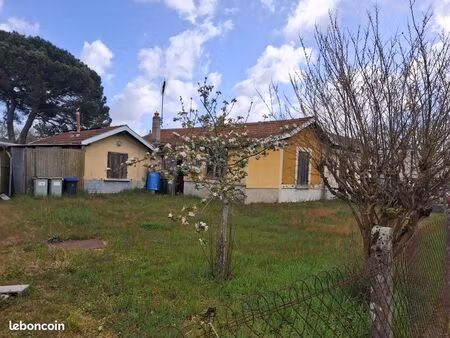 audenge centre-ville – terrain de 701 m²