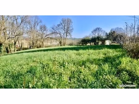 terrain 1 139 m² puymiclan