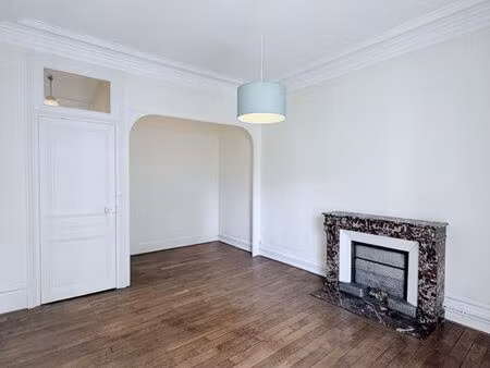 appartement 2 pièces 54 m²