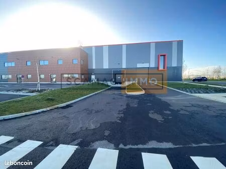 local d'activité 1 309 m²
