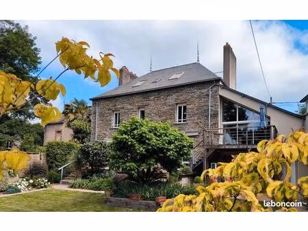 grande maison bourgeoise aux portes de la bretagne