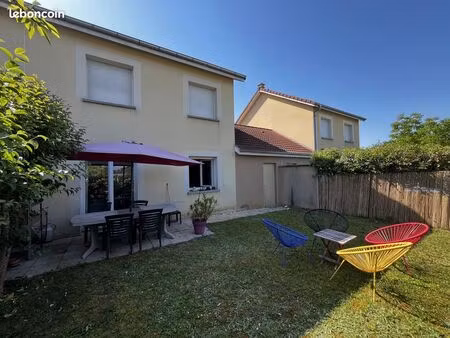 maison 4 pièces 79 m²