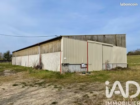 local 450 m² nérac