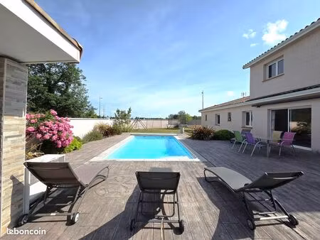 fontenilles : maison t6 julia au calme avec piscine
