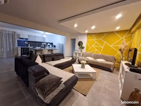 immeuble 11 pièces 570 m²