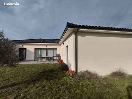 villa 5 pièces 157 m²