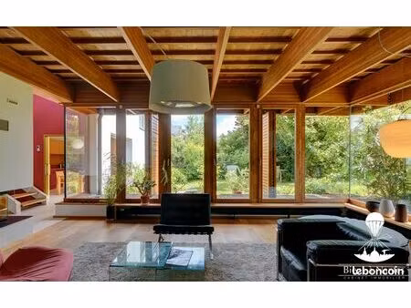 maison 8 pièces 220 m²
