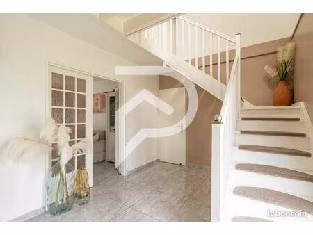 maison 7 pièces 153 m²