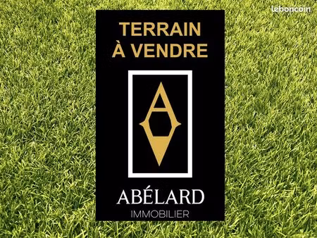 terrain 458 m² denée