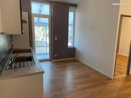logement neuf avec terrasse et place de parking