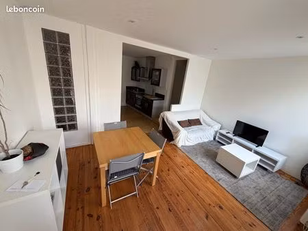 appartement t2 meuble 44m2 - petite copropriété