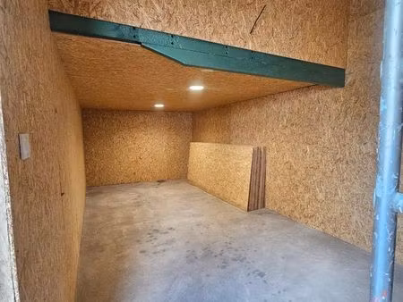 local 22 m2 ou 60m3