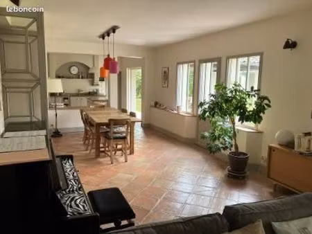 205 m² 6 pièces
