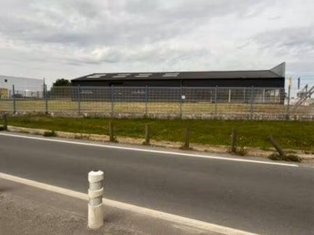 à vendre – local d’activité / commercial