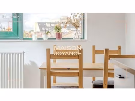 appartement dernier étage avec terrasse & ascenseur - chartrons / parc rivière - 2 chambre