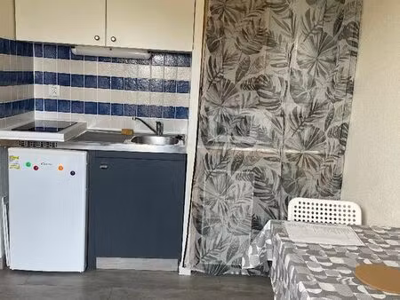 studio 1 pièce 18 m²