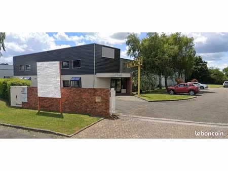 entrepôt industriel / local d'activité - 3155 m²